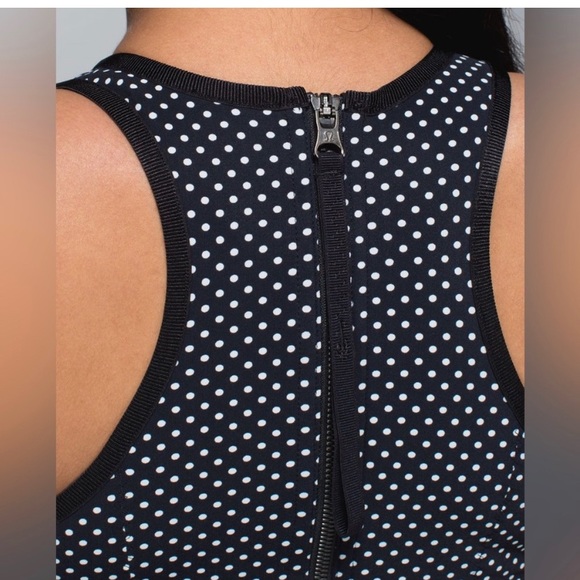 RARE Lululemon Here To There Dress - Biggy Dot size 6 - Picture 4 of 4